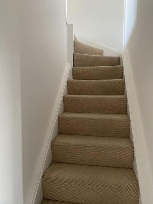 Luxury Artistic 2 Bedroom W/Balcony-Great Location Central London Exterior photo